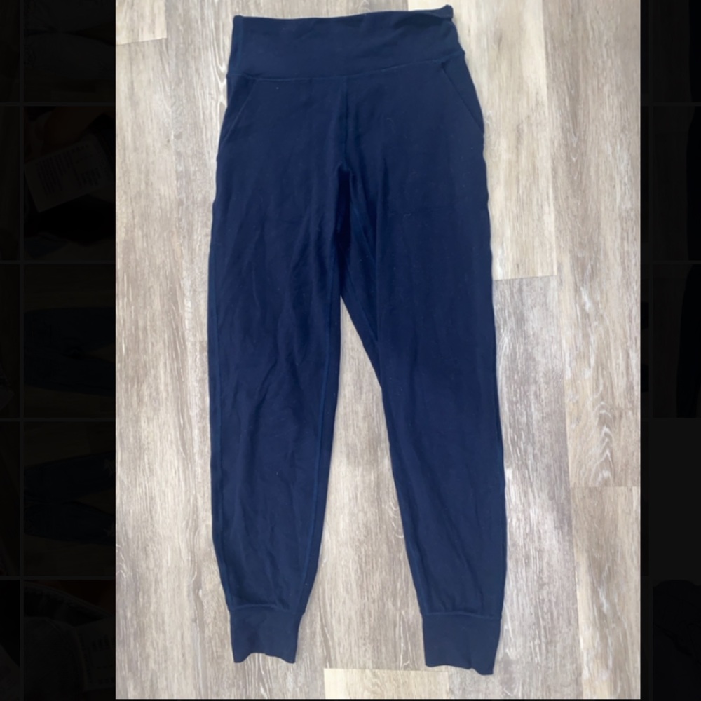 Lululemon navy blue align joggers, size 8.
